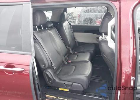 2022 Kia Carnival Mpv Ex z USA, uszkodzony, nr VIN KNDNC5H30N6068280